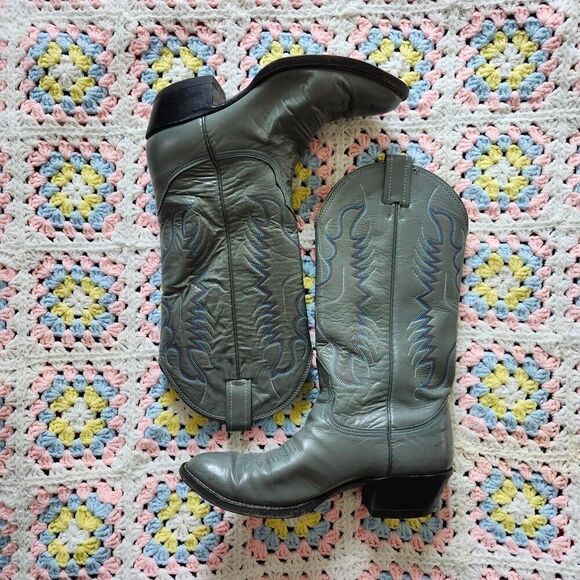 Grey leather cowboy boots - Picture 1 of 5
